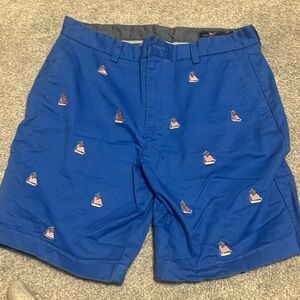 Vineyard vines shorts (worn once smoke free home)